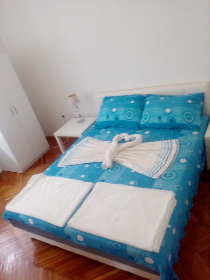 Hostel Corner 021 Novi Sad Bagian luar foto