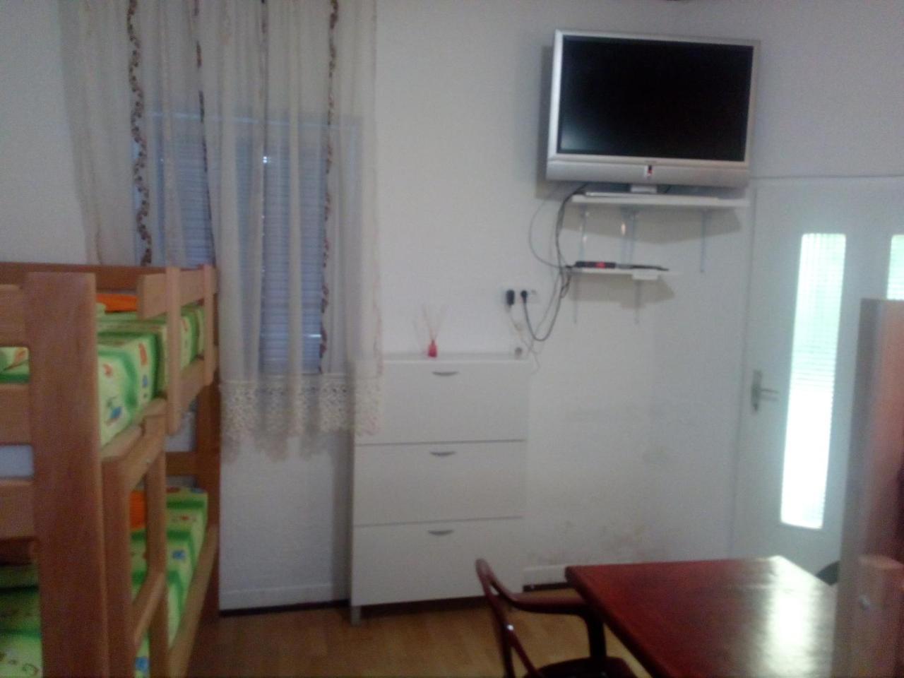 Hostel Corner 021 Novi Sad Bagian luar foto