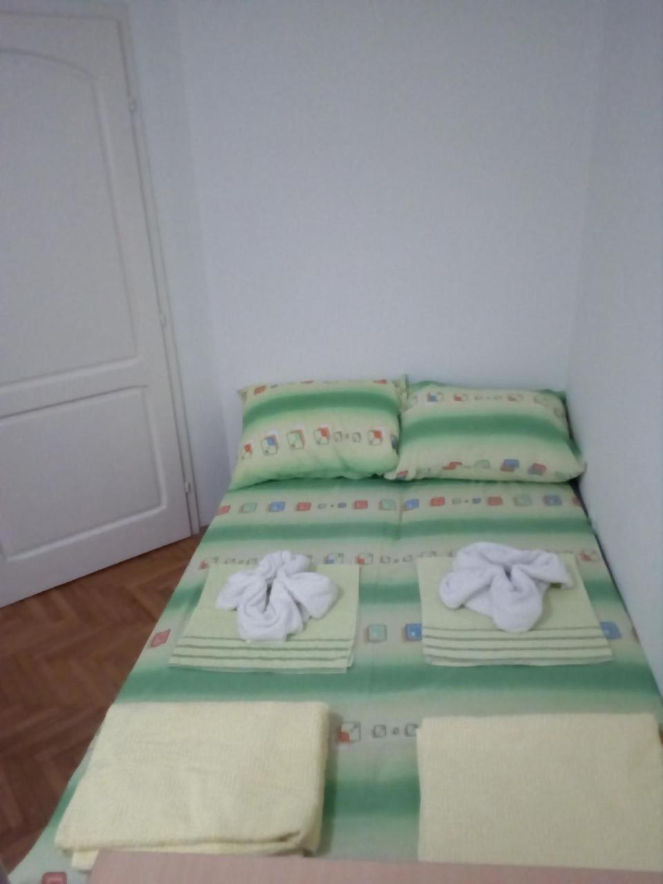 Hostel Corner 021 Novi Sad Bagian luar foto